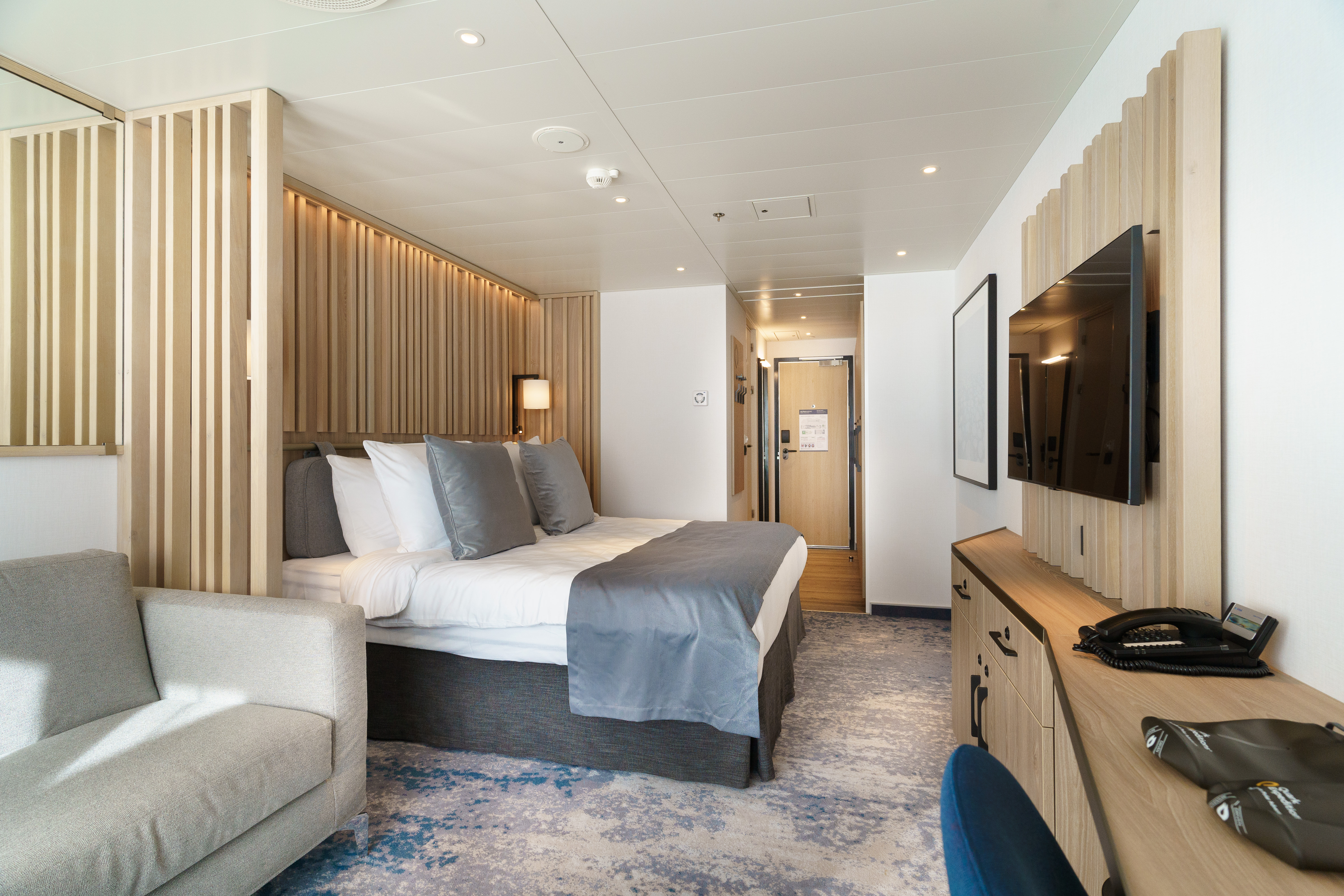 Balcony Suite